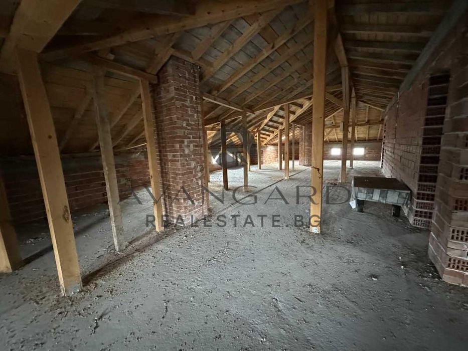 Продава се Къща в с. Царацово, Област Пловдив - 438 кв.м за 953 €/кв.м - Снимка #10