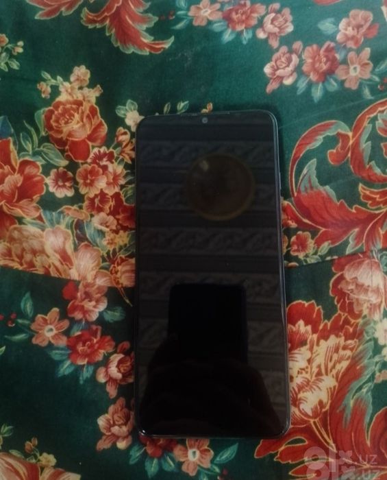Sotiladi Tecno Spark 10C