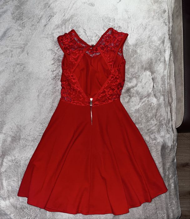 Дамски рокли и потници