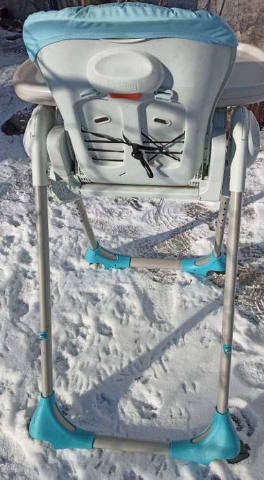 Детский стульчик для кормления Chicco