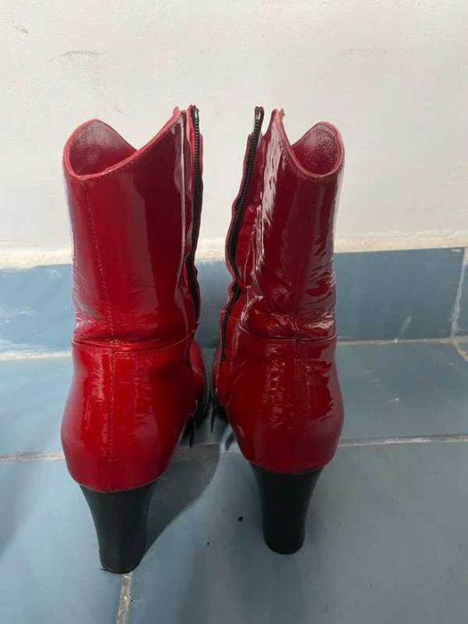 Botine VICINA piele lăcuită roșie – Made in Italy – Mărimea 37