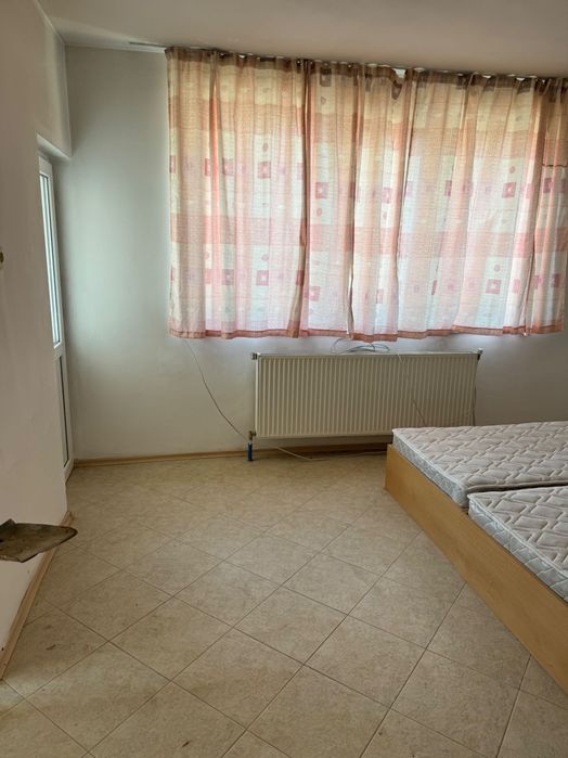 Продава се Къща в Брезник - 220 кв.м за 682 €/кв.м - Снимка #6