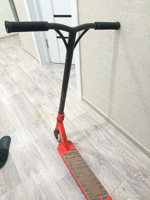 Продам трюковой самокат