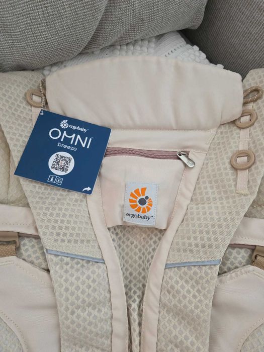 Marsupiu Ergonomic Ergobaby Omni Breeze, Bej
