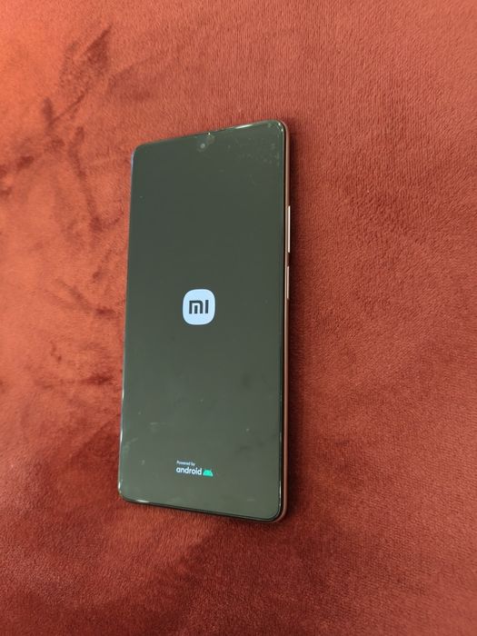 Xiaomi 11 T pro в отличном состоянии