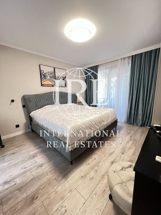 Продава се Къща в Балчик - 198 кв.м за 1642 €/кв.м - Снимка #3