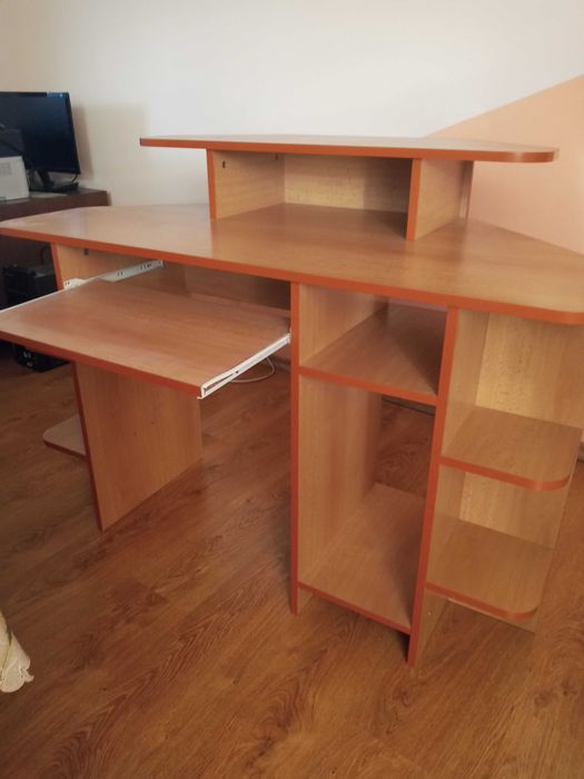 Бюро за компютър