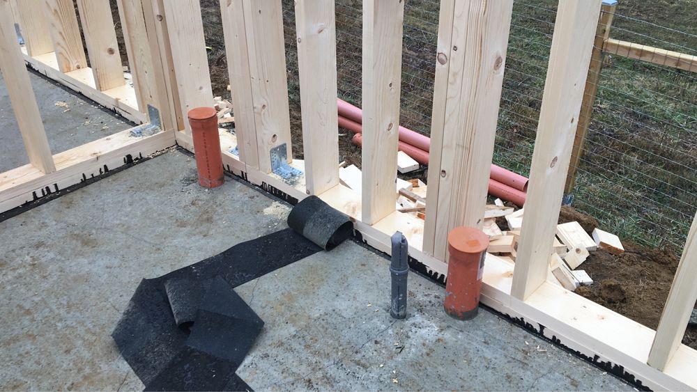 Case pe structura de lemn timber frame