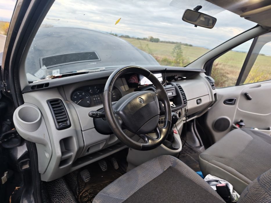 RENAULT Trafic 2002 — imagine 4