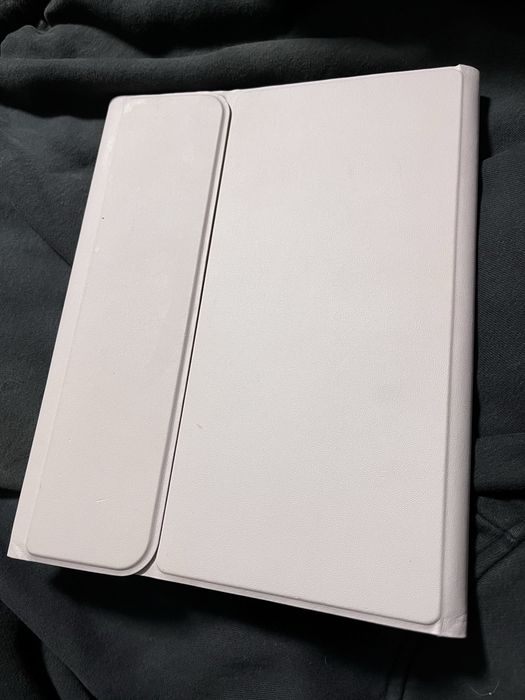 iPad 11 (A16) 128GB Wi-Fi + аксесоари