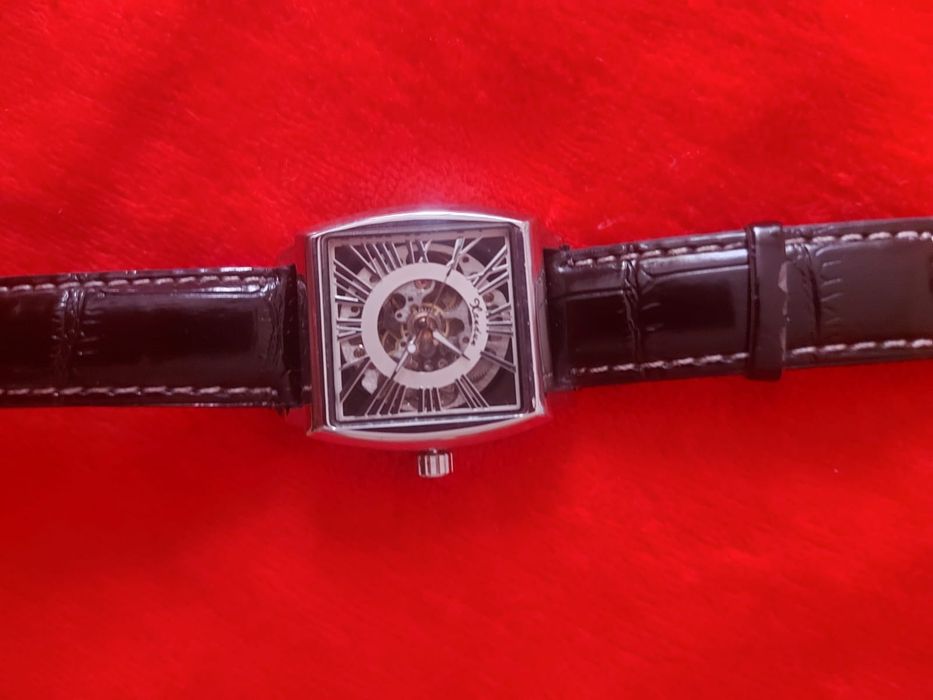 Часы скелетон автоподзавод