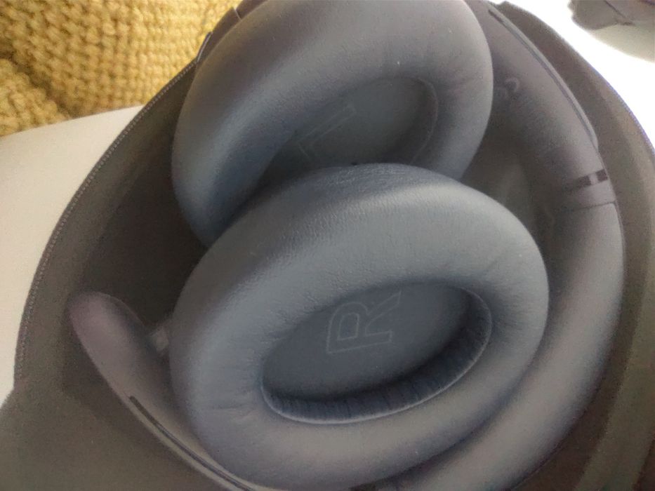 Casti SoundCore Q30(efn)