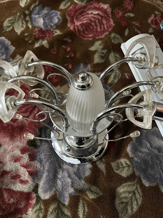 Продам люстру за 3000 тг