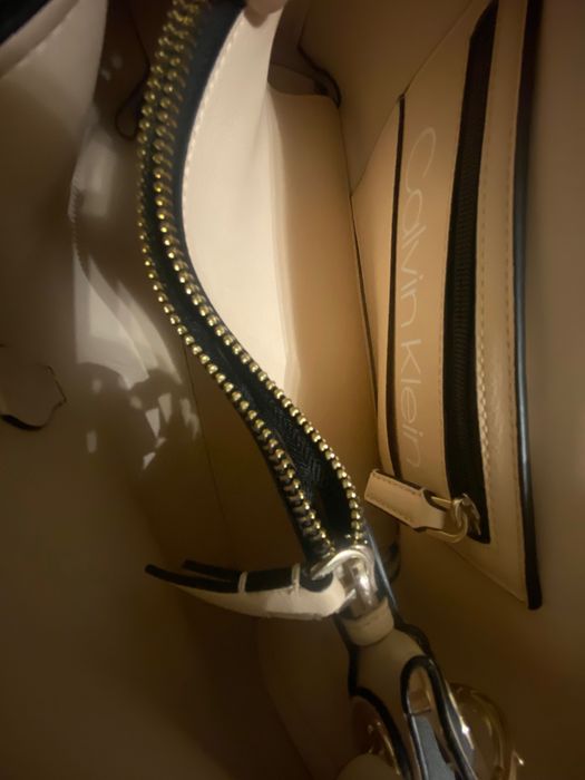 Келвин Клайн дамска чанта