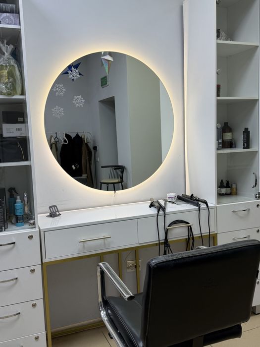 Аренда парикмахерского кресла.