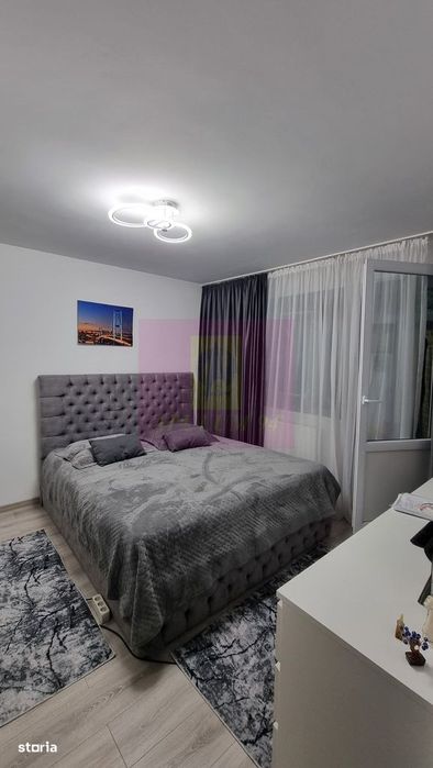 Apartament 3 camere 3/4 -Piata Resita
