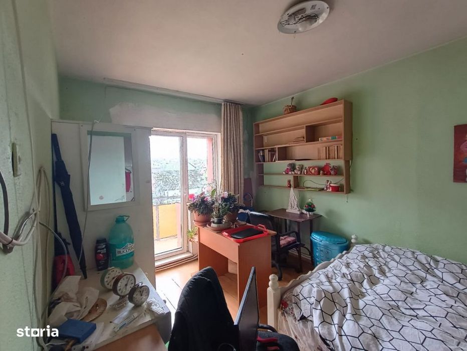 Vanzare apartament cu 4 camere 2 bai 2 balcoane Dambu Rotund — fotografia 3