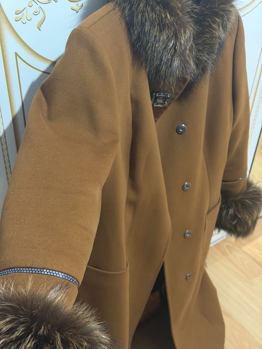 Польто почти новая