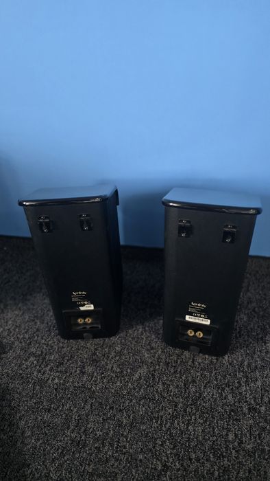 тонколони  5.1 infinity sub. JBl