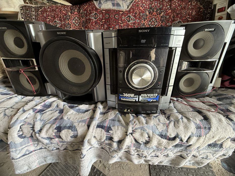 Продается муз центр