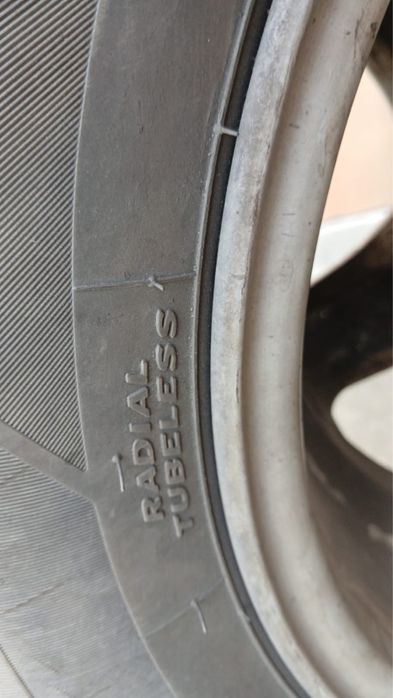 Set de roti (4 anvelope + jante de aliaj) 195/65/R15 Hankook