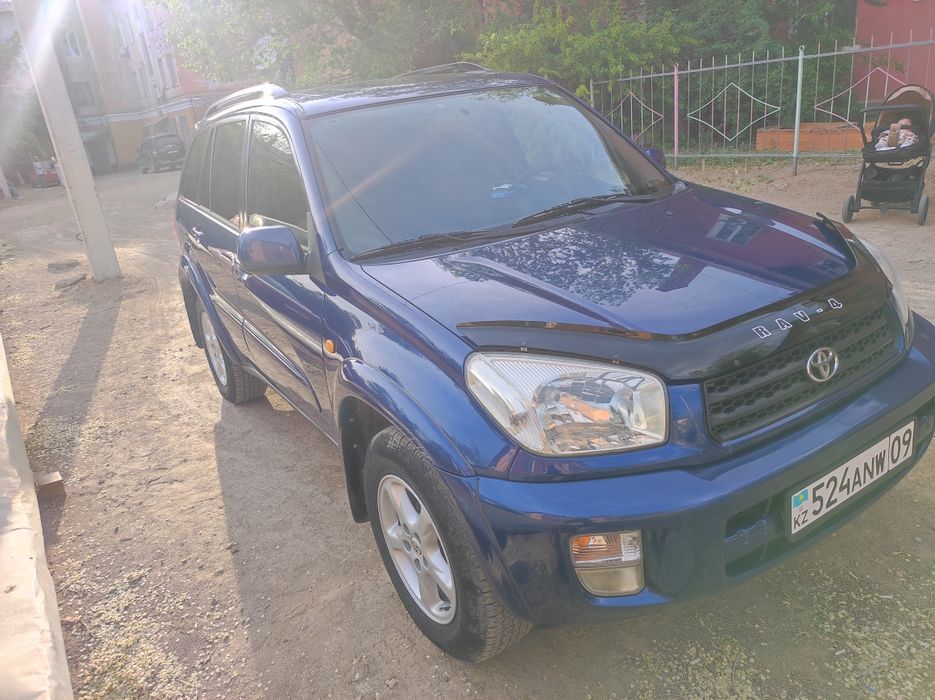 Toyota rav4 2000 механика, объем 2.0.