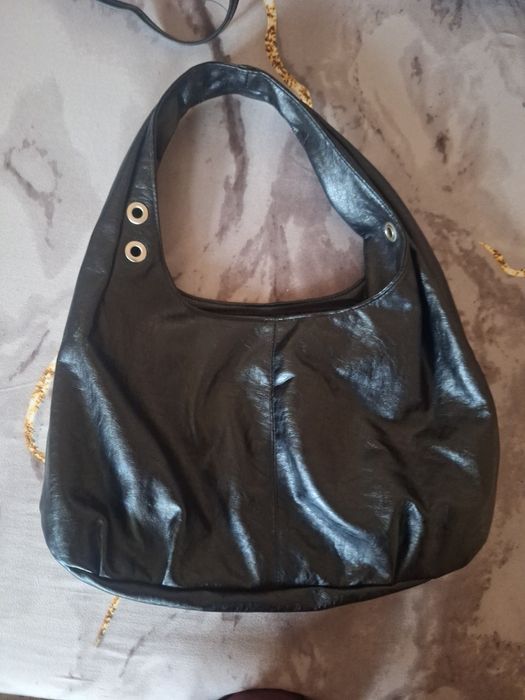 Чанта син лак като нова плюс подарък