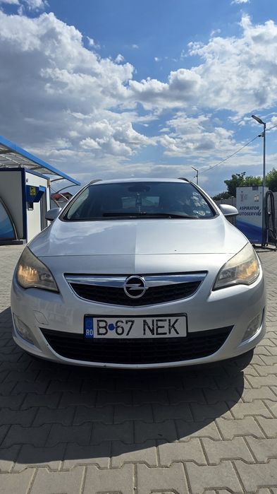 OPEL Astra 2011 — imagine 5