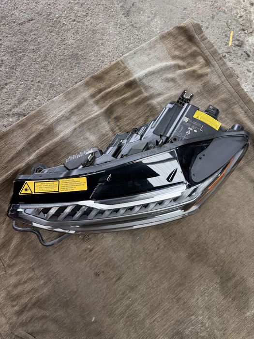 Vand far stanga laser de USA - Audi RS6 c8 , A7 , RS7