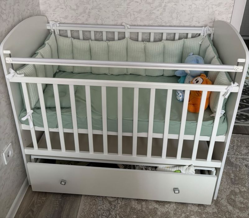 Продам детскую кровать