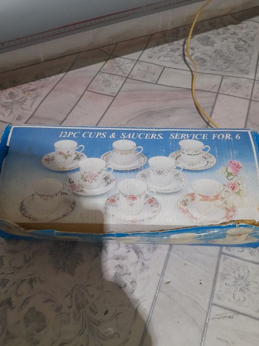 Продаются кафений сервис комплект.