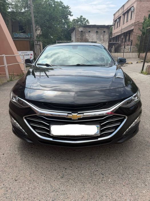 Chevrolet Malibu 2021 — 2