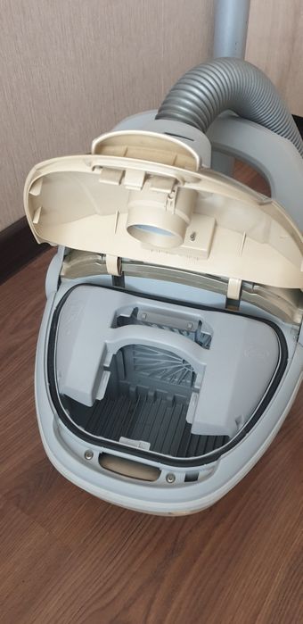 Шаңсорғыш electrolux zus3388  пылесос