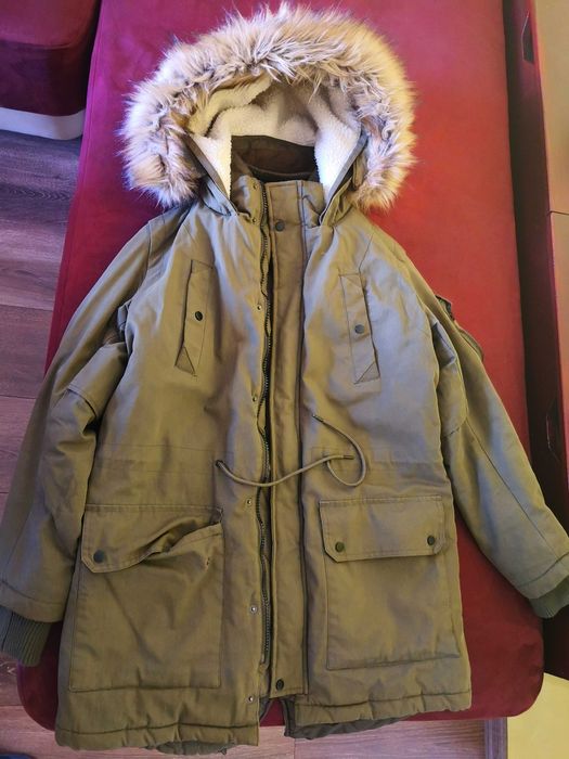 Зимно яке BERSHKA