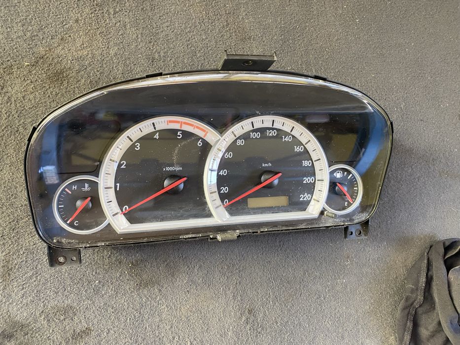Ceasuri Bord Checrolet Captivia 2.0D Pret 300 lei