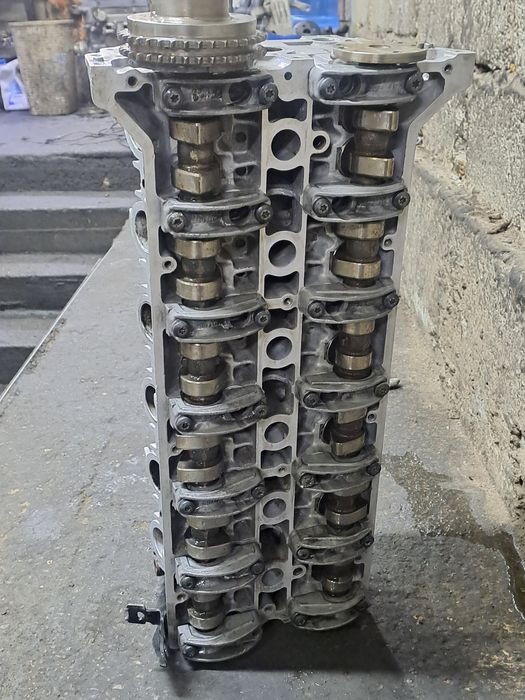 Мерс 104 3,2 галовка