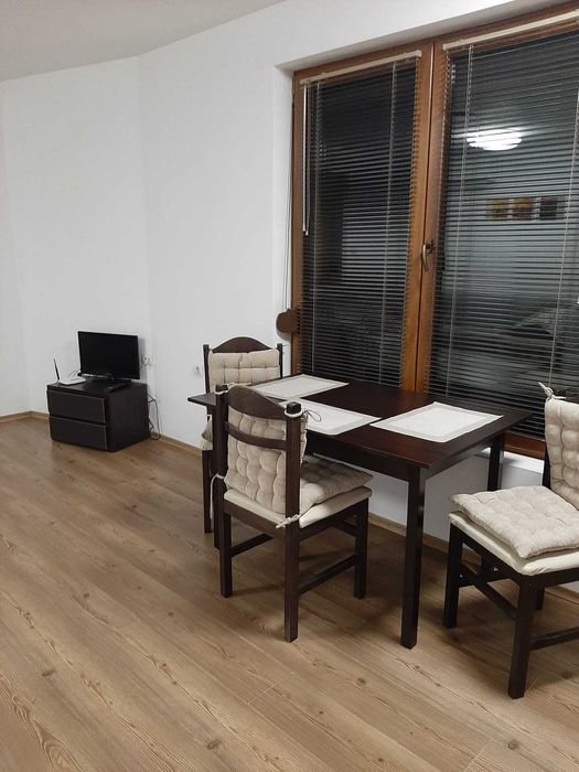 Дава се под наем Двустаен апартамент в Бургас, Сарафово - 64 кв.м за 750 € - Снимка #2