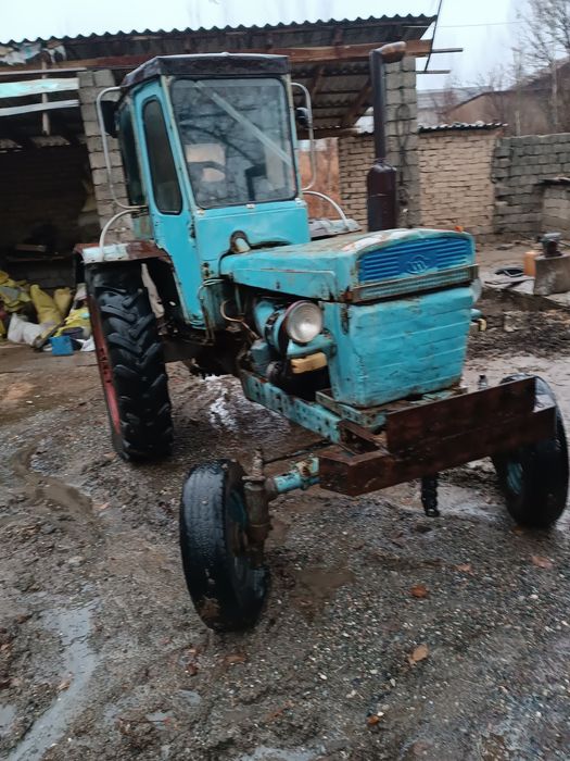 T28 traktor sotiladi homati urta