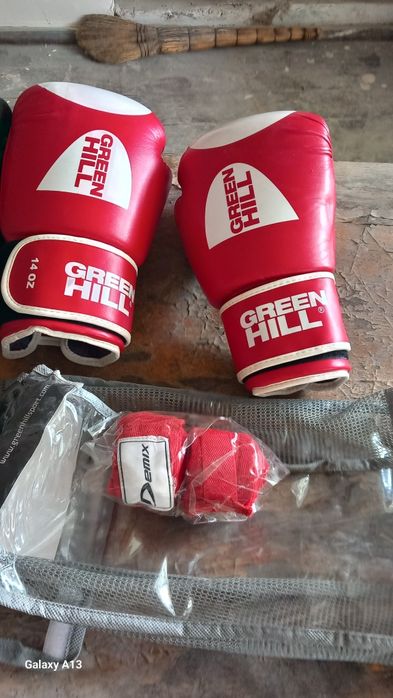 Qoʼlqop mahsus janglar va trnarofka uchun