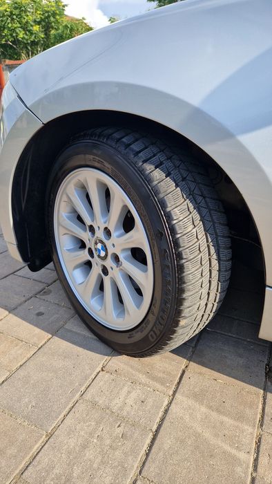 BMW Seria 1 E87 1.6 Benzină