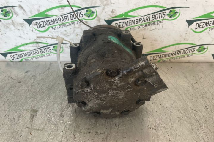Compresor AC  8200117767 Dacia Logan prima generatie