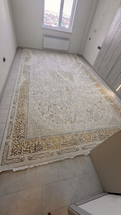 Продам шелковый ковер размер 5*3