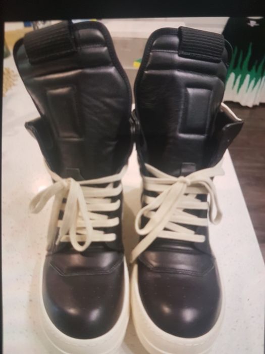Vand rick owens fac schimburi !