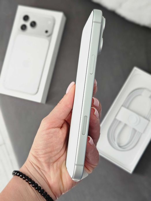 НОВ! iPhone 17 Pro Max 512GB Silver