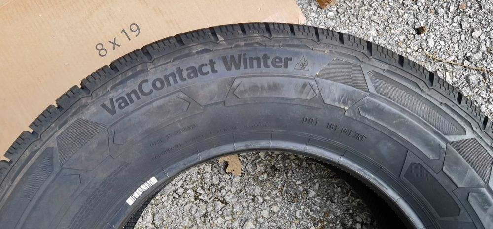 Чисто Нови 235 65 16 C Continental