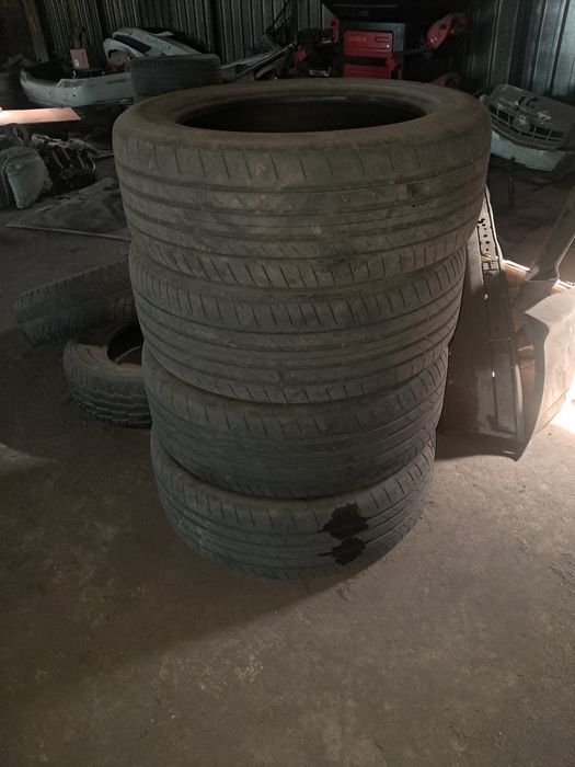 Шины летние  континиталь.