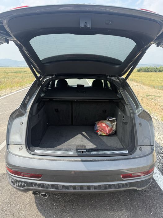 Audi Q3 2.0d 184к.с. S-line