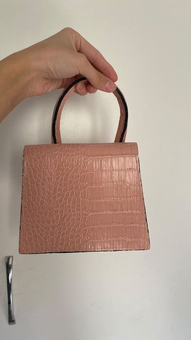 Продается розовая мини сумочка