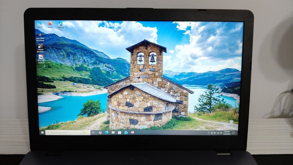 Laptop Asus Core i5 8250U/8gb ram ddr4/Ssd 250gb ca nou