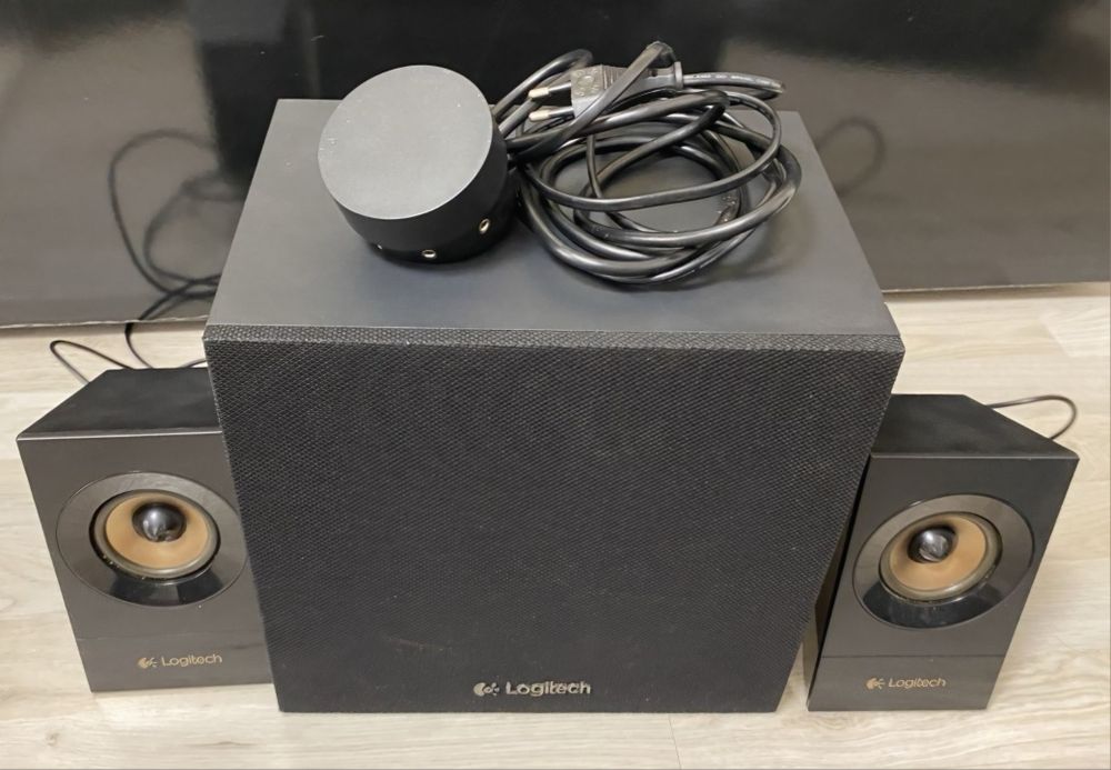 Sistem boxe 2.1 Logitech Z533